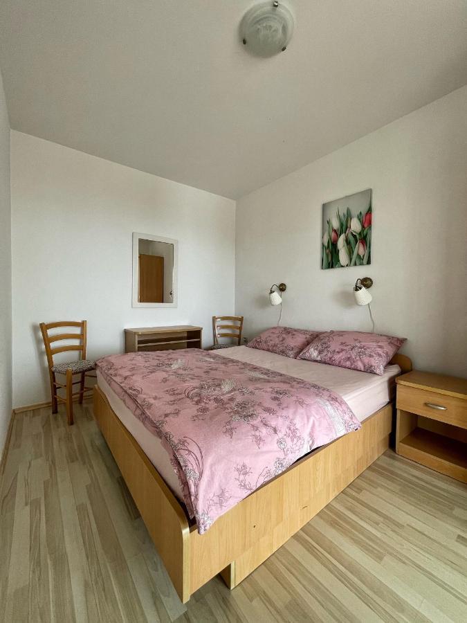 Apartmani Nada Primosten Exterior photo