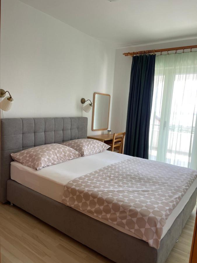 Apartmani Nada Primosten Exterior photo